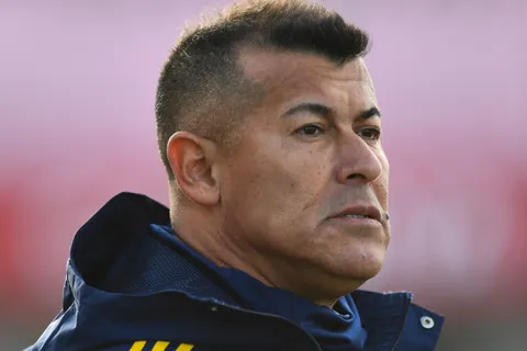 ¿Almirón será rival de Boca en 2024? El DT, tentado por otro club argentino