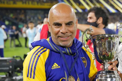 El mensaje del Chico Serna a los representantes de futbolistas: "Un peso más o un peso menos"