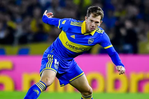 Decidido: la nueva postura de Esteban Rolón ante los rumores de su salida de Boca
