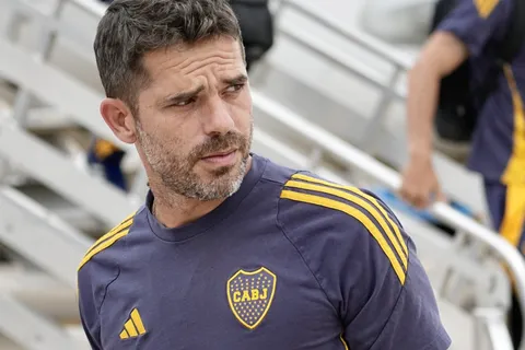 Gago y los cambios después del golpe: los tres aspectos que el DT de Boca decidió modificar por completo