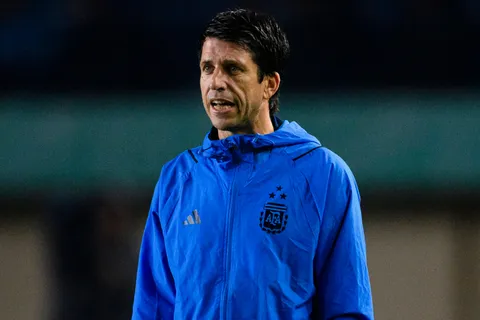 Los tres jugadores que Diego Martínez perdería en Boca para la revancha ante Independiente del Valle