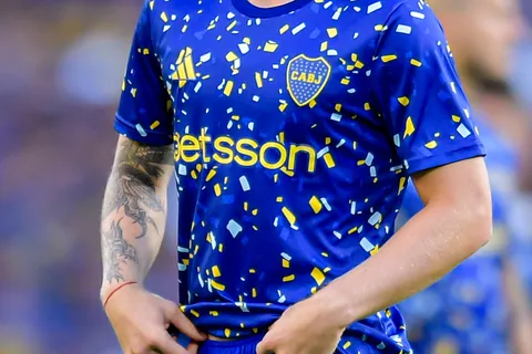 ¿Vuelve a jugar? Gary Medel podría ser tenido en cuenta por Gago por la lesión de Aaron Anselmino