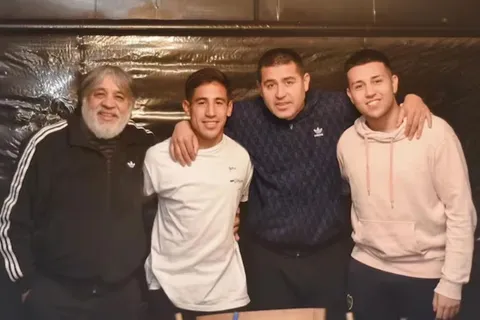 El padre de Riquelme lo defendió de las críticas en Boca: "Sé que lo va a dar vuelta"