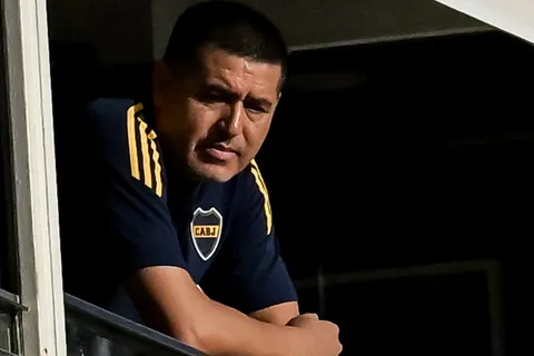 Qué piensa Riquelme sobre la búsqueda de un arquero para Boca en este mercado de pases