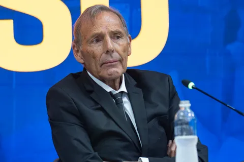 La única queja de los hinchas de Boca para Miguel Ángel Russo por el equipo titular ante Argentinos Juniors: "No se entiende"