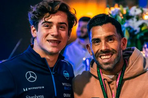Carlos Tevez visitó a Colapinto en la Fórmula 1