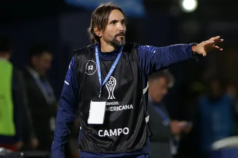 Diego Martínez, a un paso de Boca: cómo es su cuerpo técnico y cómo trabaja con los planteles en la intimidad