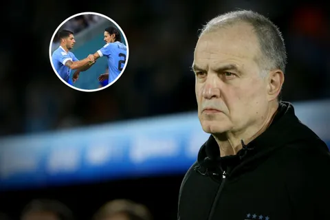 Tras la polémica, la decisión de Bielsa con las convocatorias de Cavani y Suárez que impacta en Uruguay 