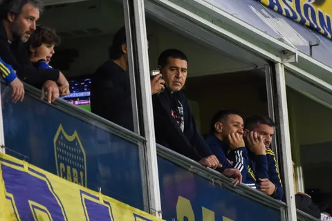 No dan los tiempos: Carlos Palacios no llegaría a jugar el repechaje