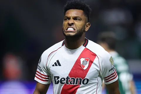 Tras coquetear con Boca, Miguel Borja sorprendió a todos y confirmó su arribo a una liga exótica