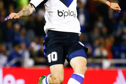 Lucas Orellano en Vélez