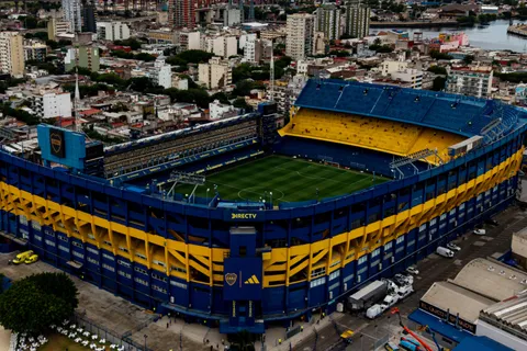 Cómo se encuentra el campo de juego de La Bombonera con la continuación del resembrado