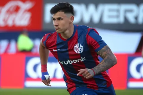 Athletico Paranaense, el otro competidor que podría tener Boca por Adam Bareiro