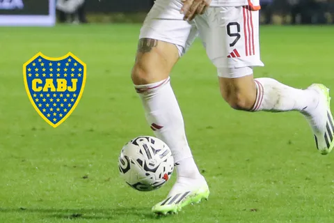 Paolo Guerrero, quien estuvo cerca de Boca, jugará en César Vallejo y podría ser rival en la Copa Sudamericana