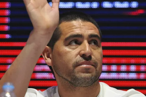 "Es difícil no estar de acuerdo": la inesperada banca del DT de un grande a Riquelme