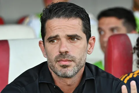Riquelme actuó: Fernando Gago se va de Boca