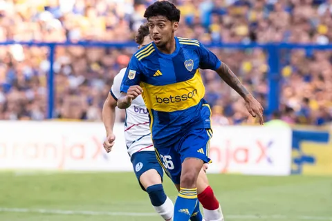 No es económico: por qué Boca todavía no aceptó la propuesta del Fenerbahce por Medina