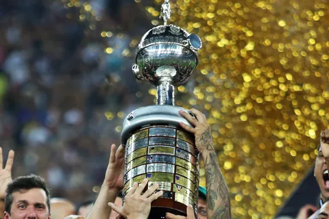 Quiénes pueden ayudar a Boca: los tres cupos que pueden abrirse para la Copa Libertadores 2025