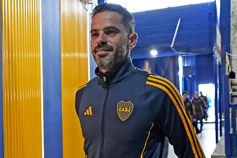 Gago mete mano: el cambio que se viene en la defensa y el medio de Boca ante Alianza Lima