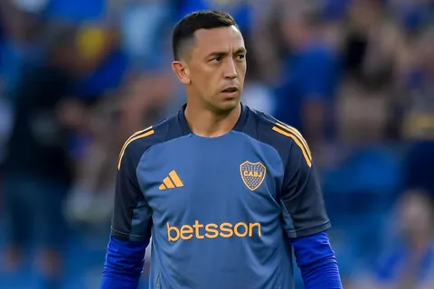 Agustín Marchesín publicó dos fotos que reflejan lo hincha de Boca que es: una es con Navarro Montoya de chico