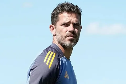 Fernando Gago tiene dos dudas en la defensa: la probable formación de Boca vs. Barracas Central