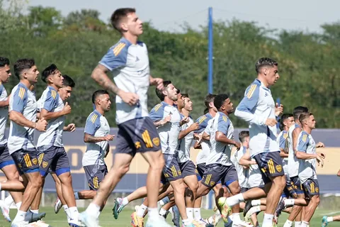 Boca volvió al trabajo tras el fallecimiento de Russo: Cavani y Velasco entrenaron diferenciados
