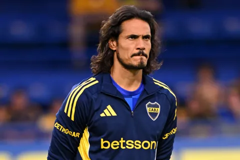 Qué pasa con Cavani: por qué el panorama no es alentador y cuándo podría volver