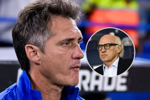 El sorpresivo comentario de Guillermo Barros Schelotto tras su victoria ante Boca: "Imagino que Bianchi estará..."