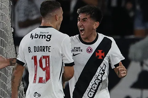 Vasco ganó cerca del duelo con Boca.