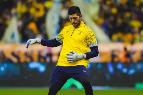 VIDEO | Duro debut para Rossi: recibió tres goles y fue eliminado de la Supercopa de Arabia