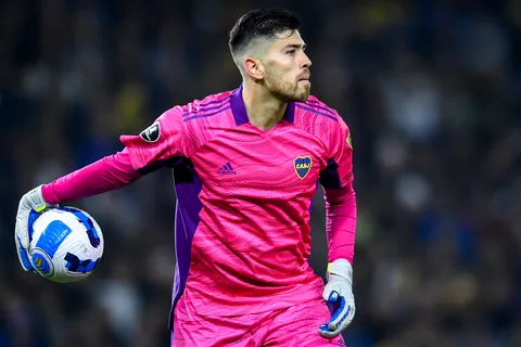 Fuerte información desde Brasil sobre la intención de Flamengo con Rossi: "Si Riquelme no quiere liberarlo…"