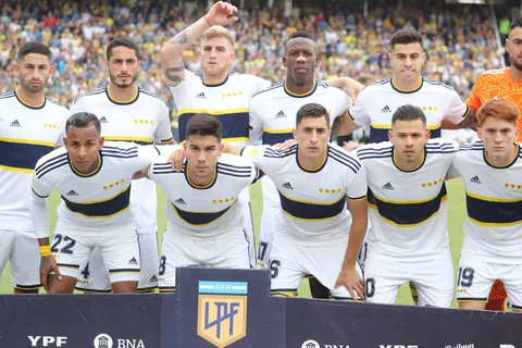 Juega Boca: horario, formaciones y cómo ver el partido vs. Racing