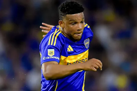 Frank Fabra no se iría de Boca en este mercado