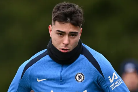 Aaron Anselmino en Chelsea