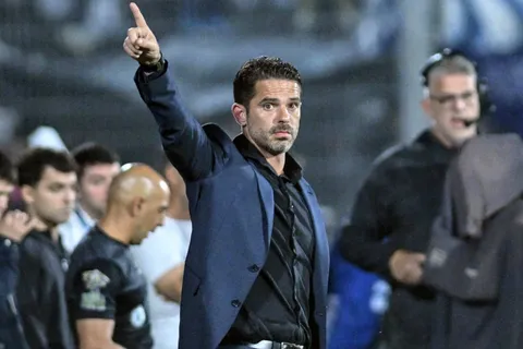 El tridente inédito que Fernando Gago quiere probar en el ataque de Boca