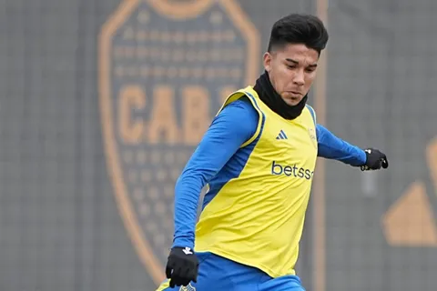 Por qué no juega Pol Fernández en Boca vs. Independiente del Valle por la Copa Sudamericana 2024