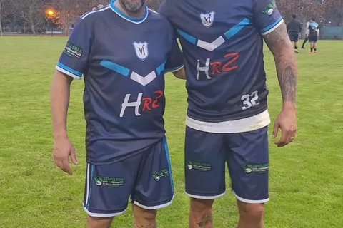 La foto viral de Rojo jugando al fútbol amateur