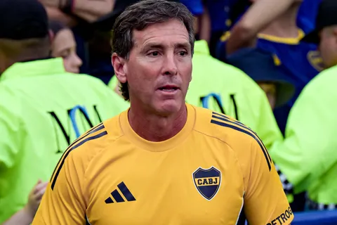 La respuesta de Úbeda sobre los fallos arbitrales contra Boca en su ciclo: "Hay que asumir..."