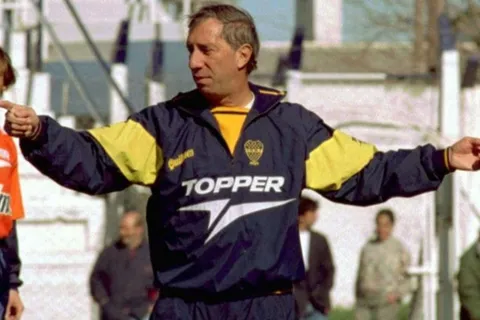 El día en que Carlos Bilardo prohibió cambiar camisetas a los jugadores de Boca