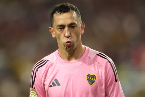 ¿Agustín Marchesín ataja vs. Central Córdoba? Revelaron por qué Boca podría acelerar su vuelta