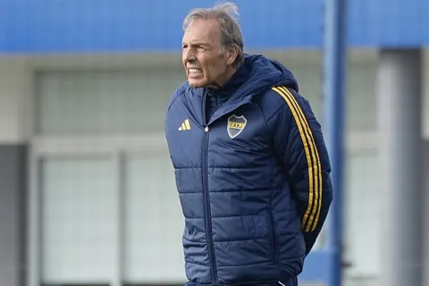 Con dos cambios: la probable formación de Boca ante Huracán