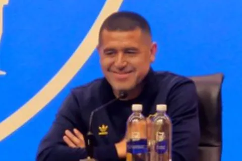 ¿Por dónde pasan la despedida de Riquelme? Un canal confirmado y dos posibles acuerdos