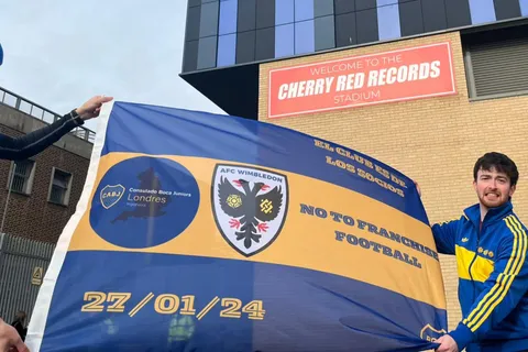 La historia que une a Boca con el AFC Wimbledon más allá de las camisetas: "El club es de los socios"