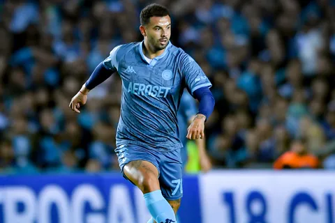 ExBoca: Cardona se quiere ir de Racing y pidió jugar en un club pero lo rechazaron