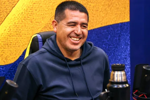 Sebastián Villa dio el visto bueno para que Riquelme avance en su llegada a Boca