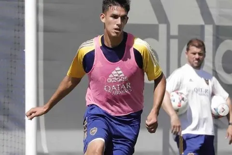 Renzo Giampaoli entrenando en Boca