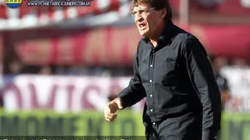 Falcioni: "Mi relación con Riquelme es normal"