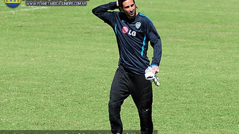 Lucchetti: “Si te cabecean la pelota cuando ya la tenés en la mano, es falta”