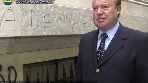 Digón apuntó a Angelici