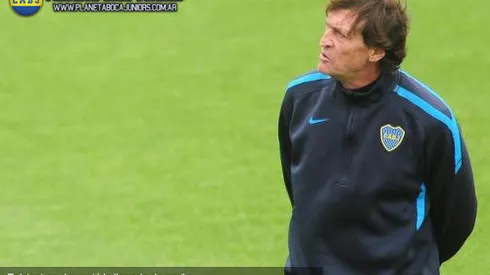 Falcioni, sobre la llegada de un delantero: "Mañana me junto con Ameal"